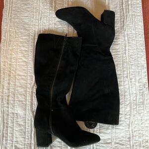 Women’s wide calf boot size 8.5.